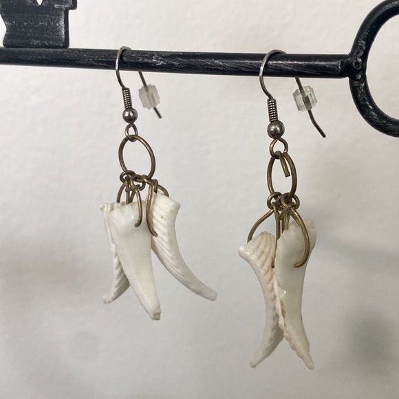 Hand Crafted Seashell Bohemian Drop Earrings Summer Beach Vacation Vintage - Picture 4 of 12